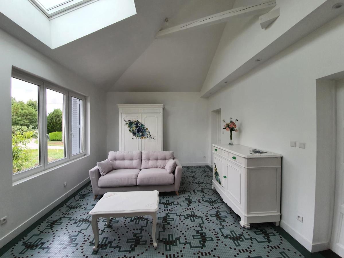 Gite De La Maison Du L.A.C Simard Ngoại thất bức ảnh