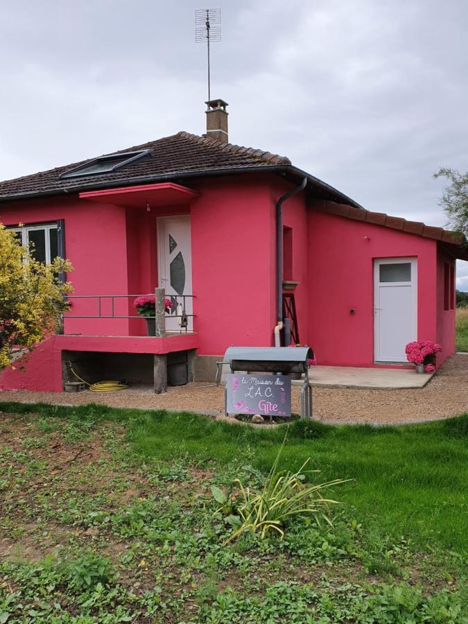 Gite De La Maison Du L.A.C Simard Ngoại thất bức ảnh