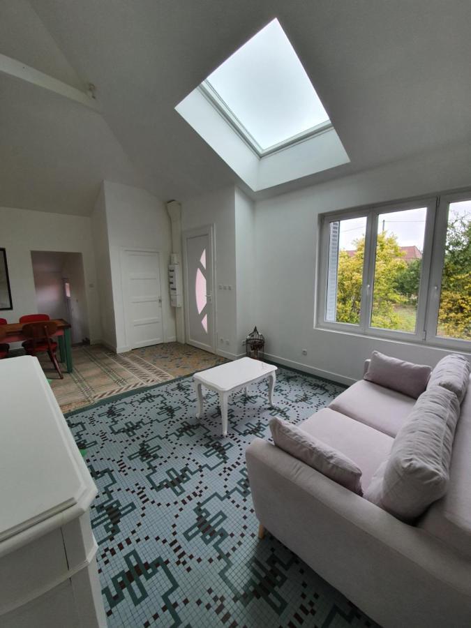 Gite De La Maison Du L.A.C Simard Ngoại thất bức ảnh